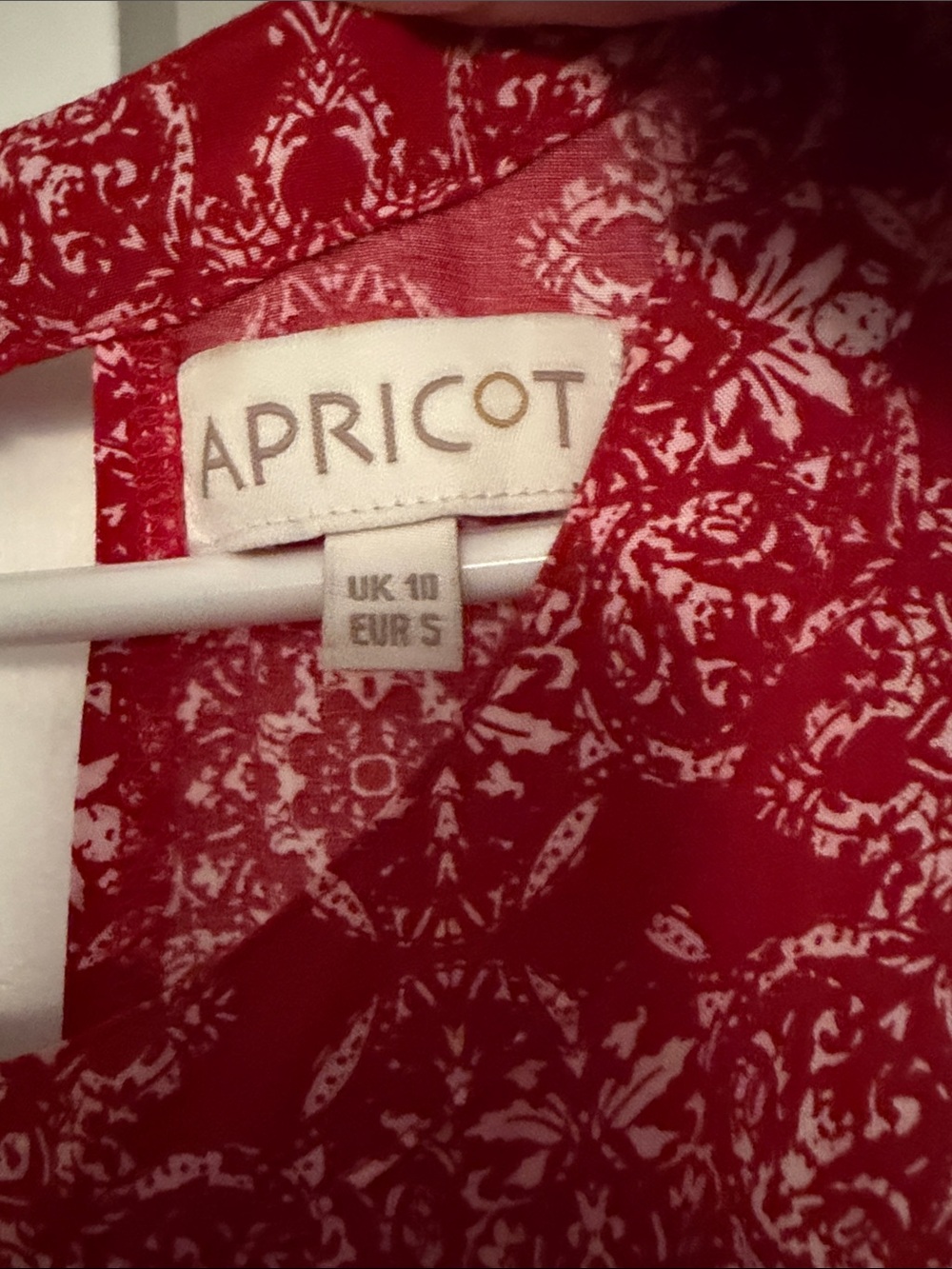 APRICOT Red Patterned High-Low Maxi Dress - Picture 2 of 3
